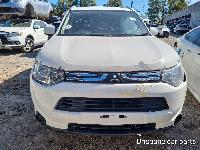 View Auto part Right Guard Mitsubishi Outlander 2014