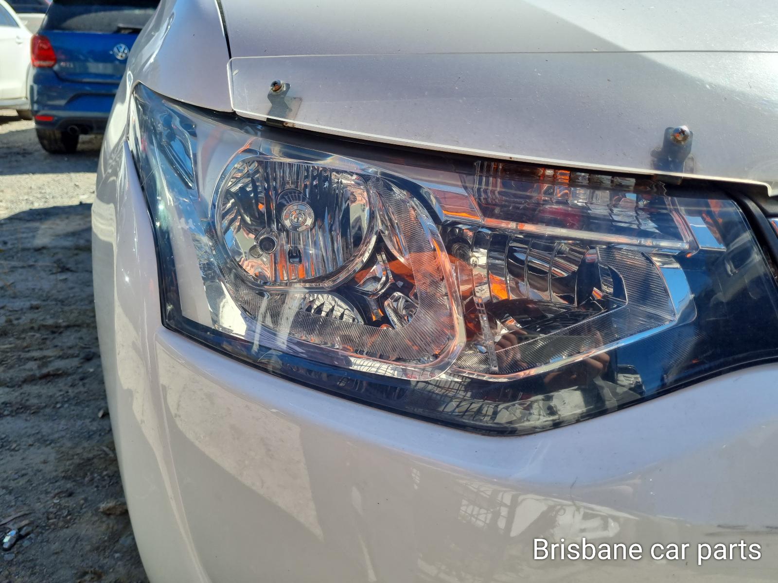 View Auto part Right Guard Mitsubishi Outlander 2014