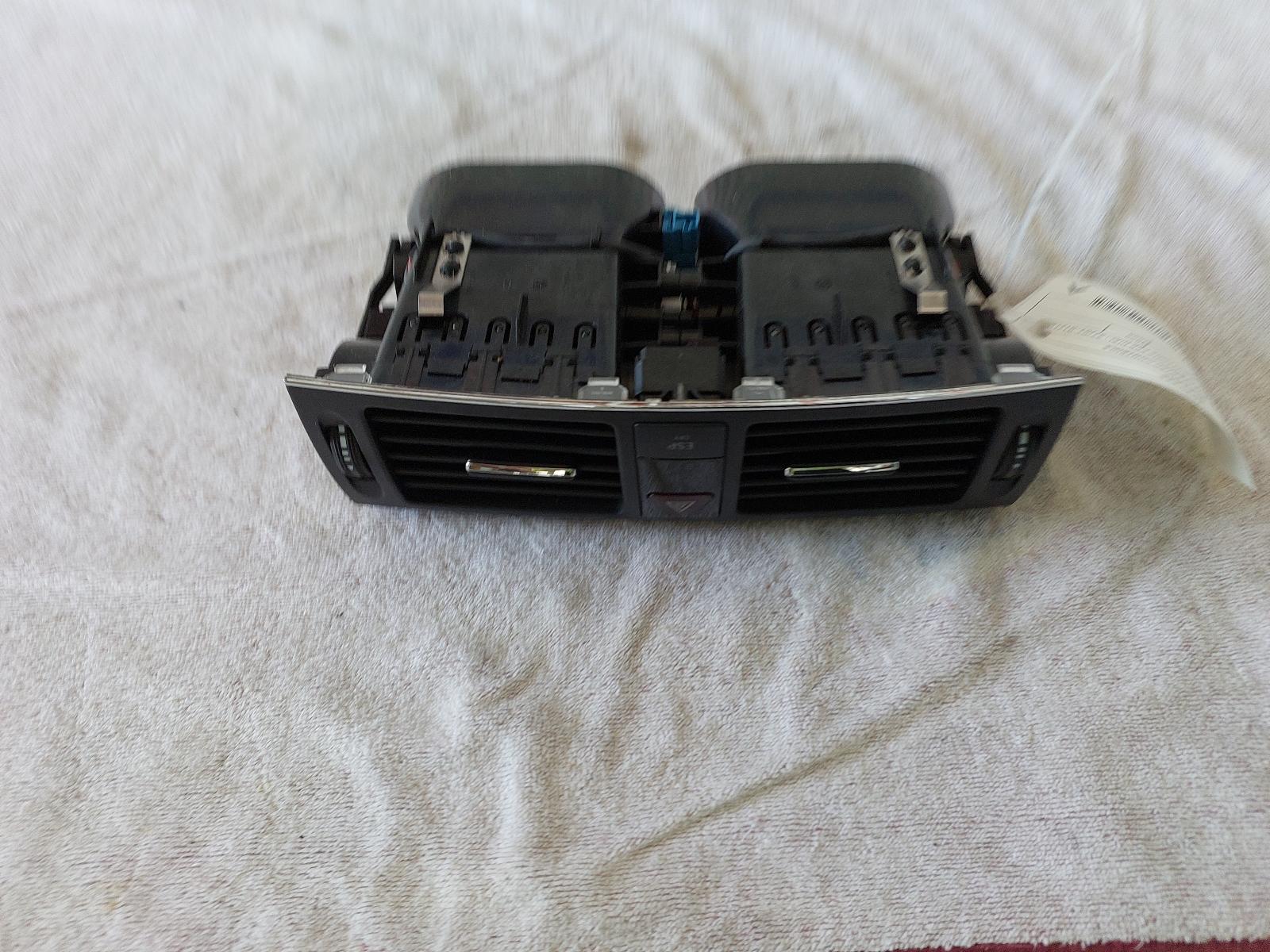 View Auto part Heater/Ac Controls Mercedes C Class 2008