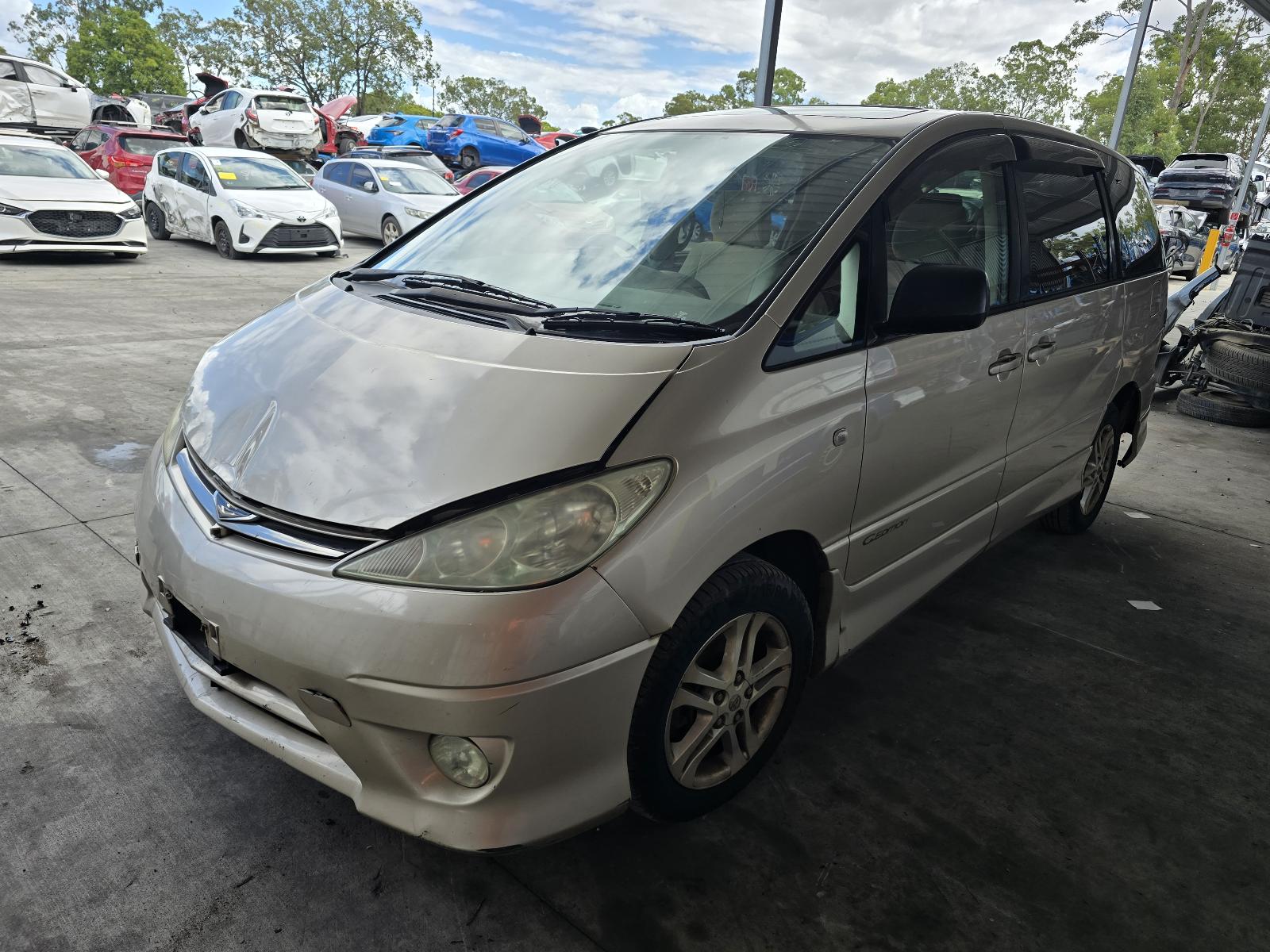 Rear Garnish Estima Toyota 2004