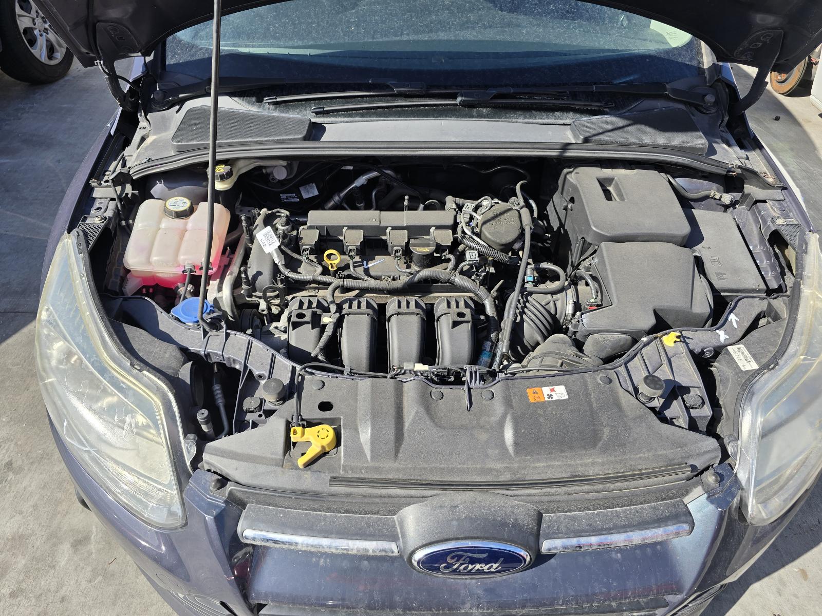 Radiator Support Focus Ford 2012