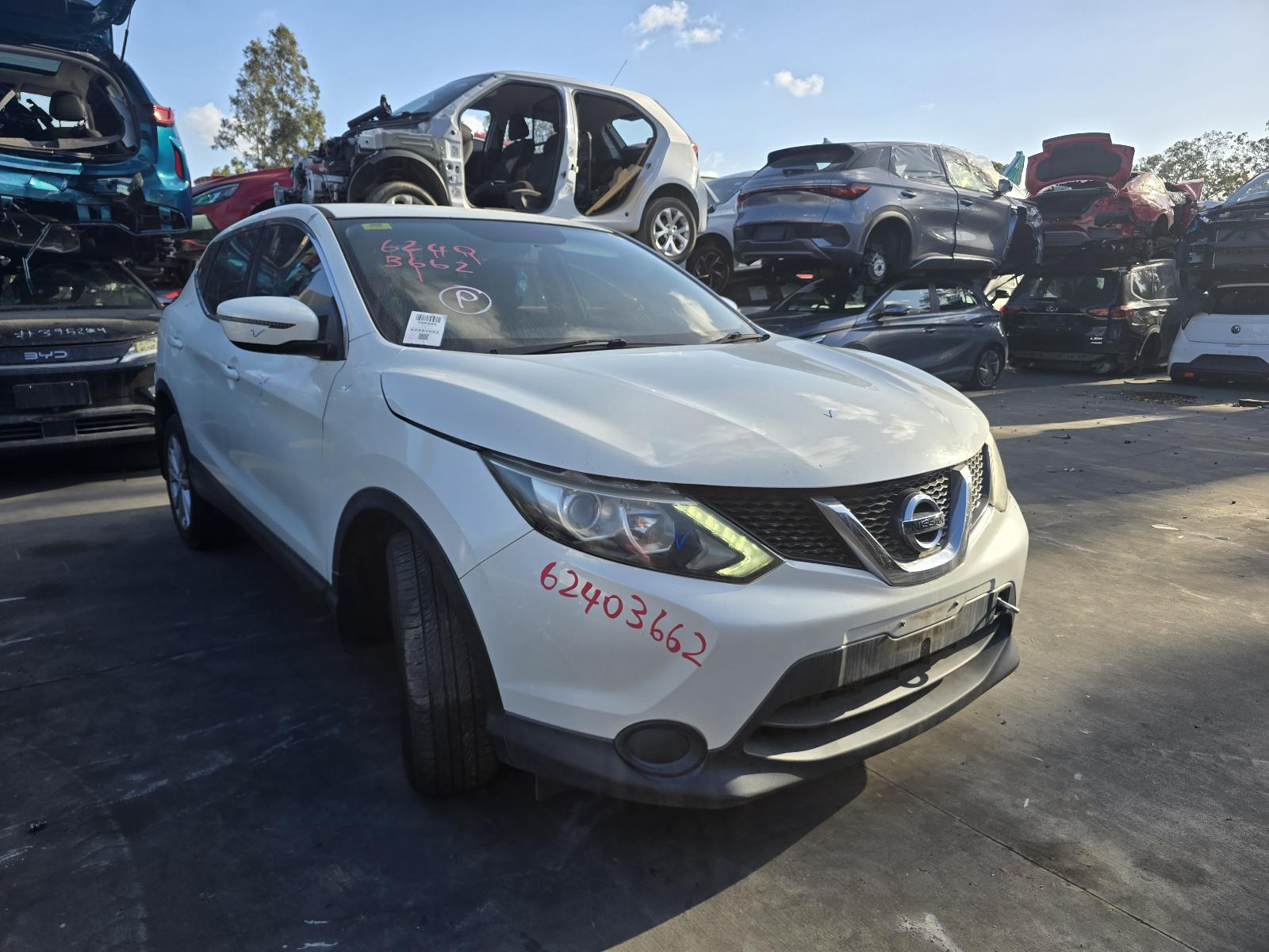 View Auto part Engine Nissan Qashqai 2014