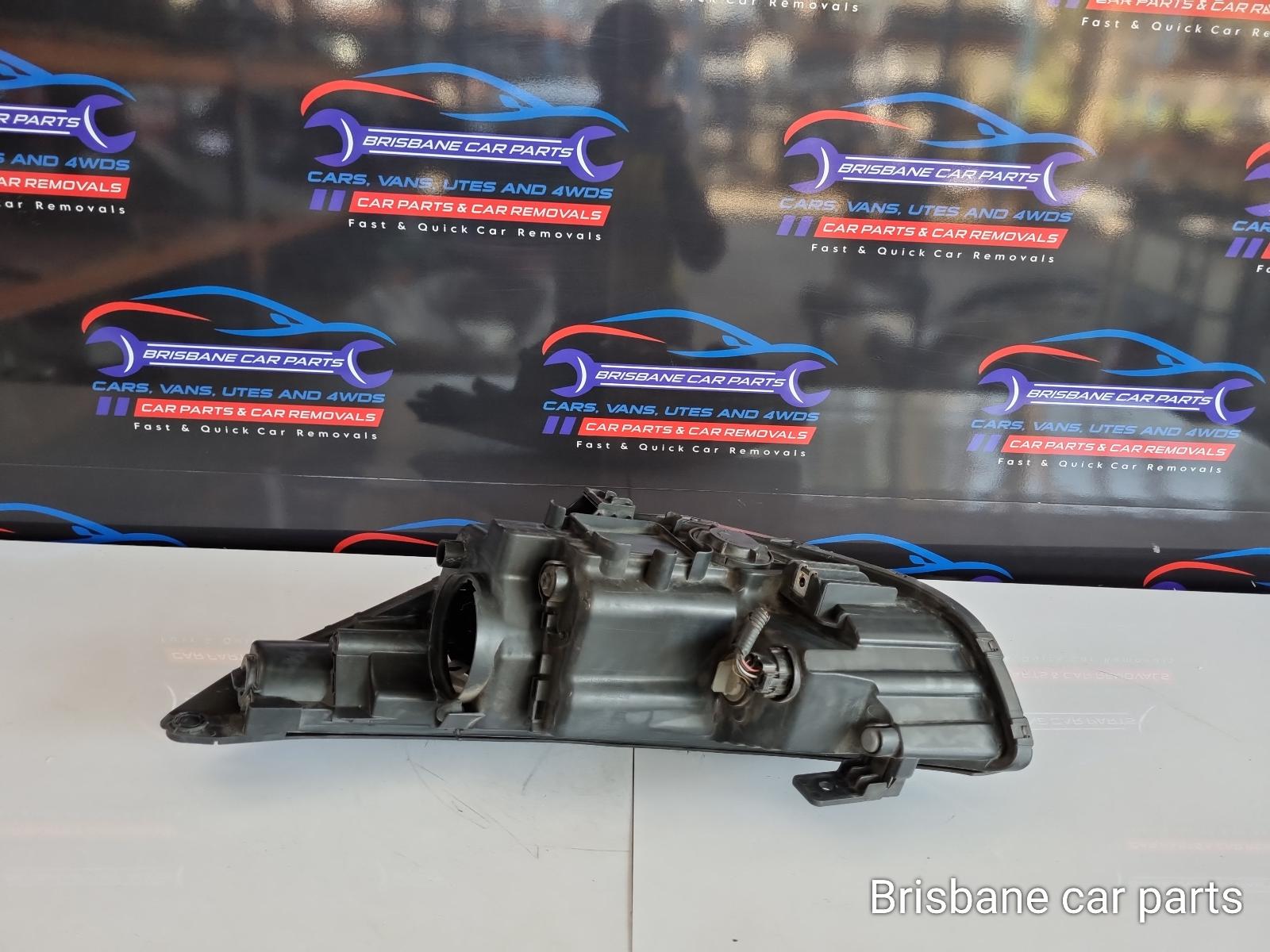 2015 Hyundai Ix35 Right Headlamp View Auto part Right Headlamp Hyundai Ix35 2015