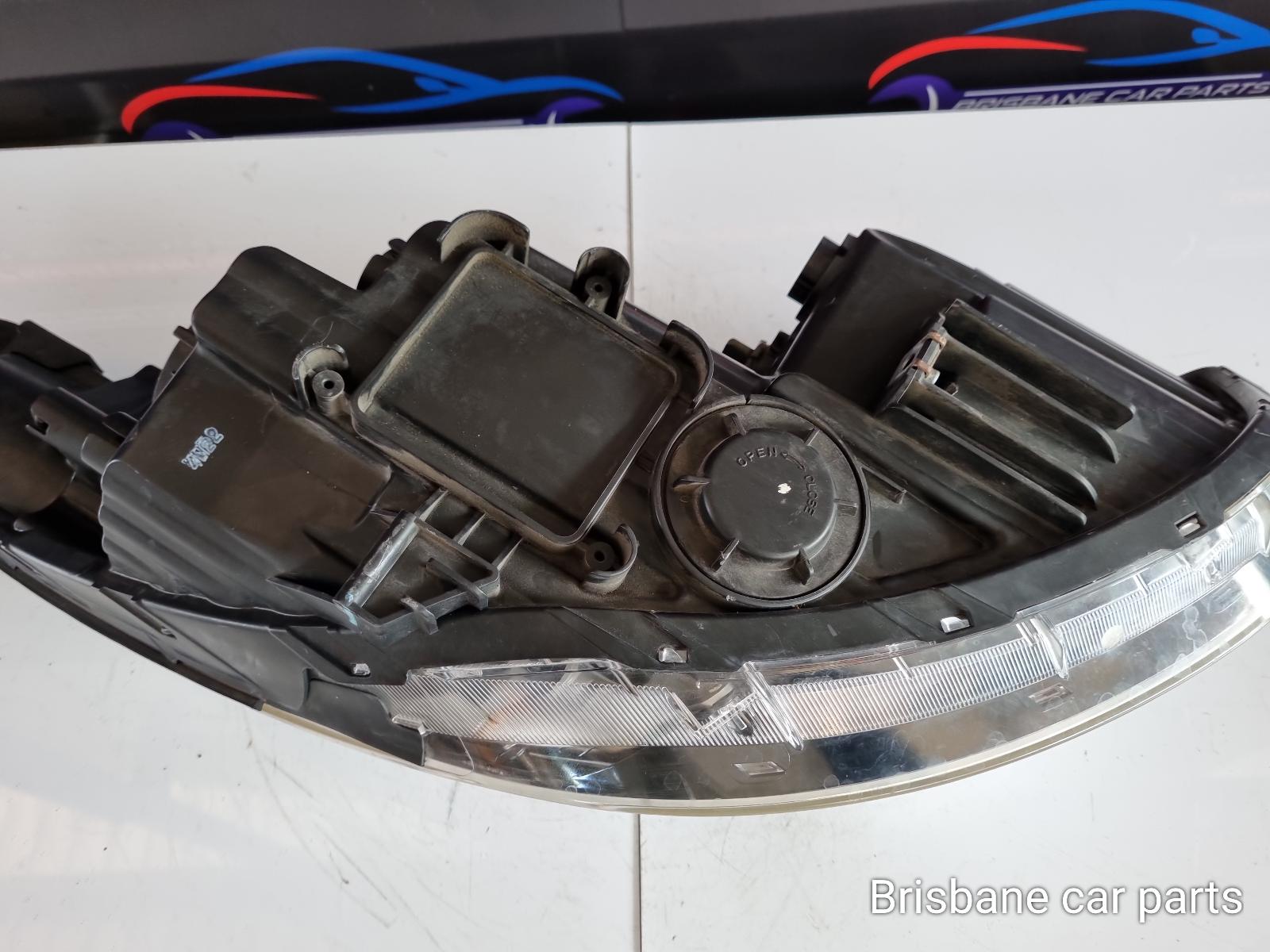 View Auto part Left Headlamp Hyundai Ix35 2015
