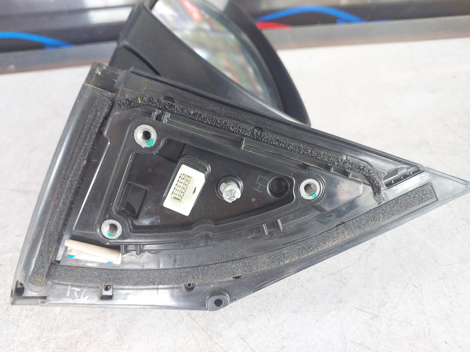 2016 Hyundai Tucson Left Door Mirror View Auto part Left Door Mirror Hyundai Tucson 2016